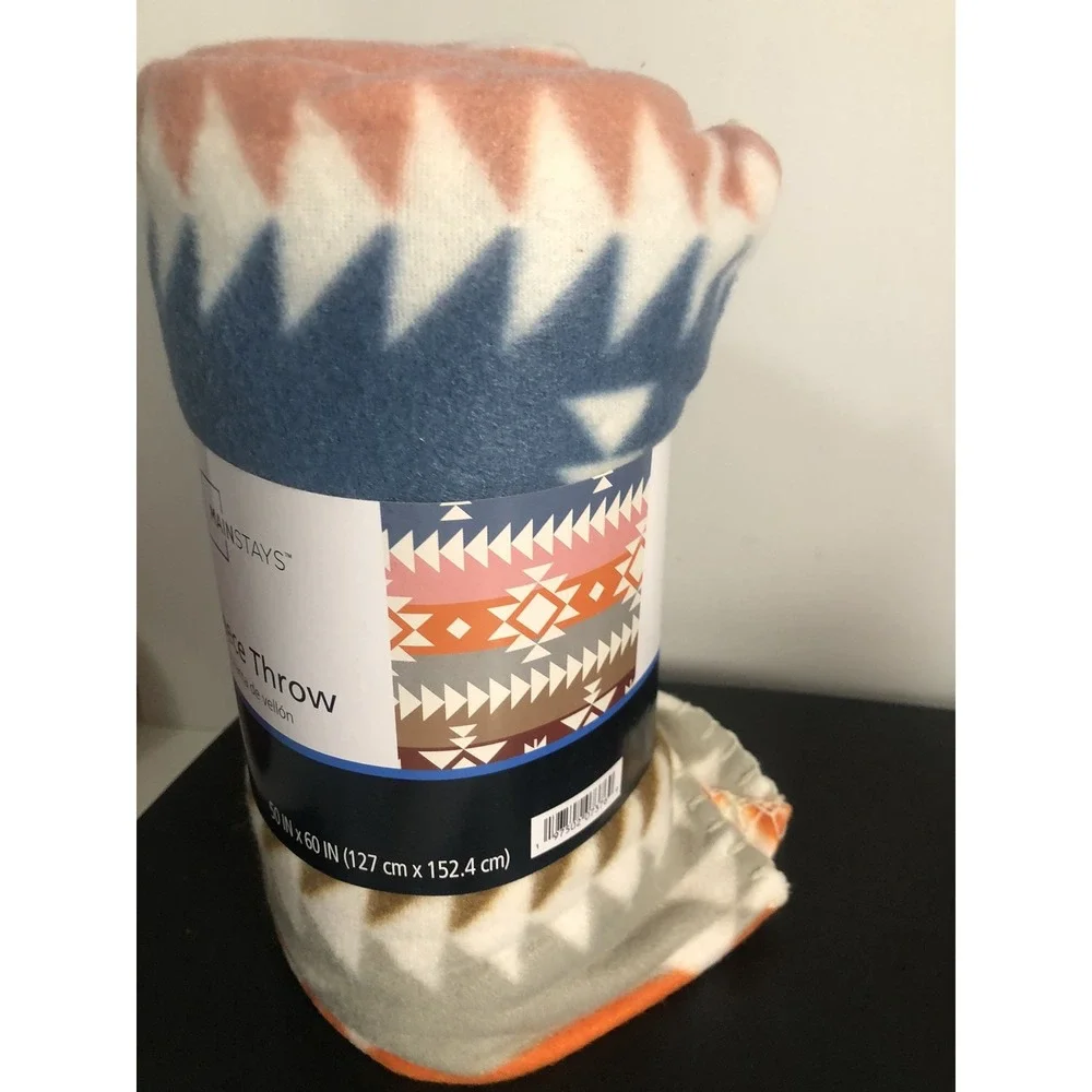 Mainstays‎ Striped Fleece Throw Blanket Soft Cozy Lightweight
